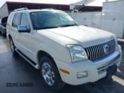 ✅ 2008 Mercury Mountaineer Premier • VIN: 4M2EU48878UJ15673 • Lot: 41824470. Wystawiony na IAAI z przebiegiem 96 941 mil. Bezpłatny archiwum sprzedaży aukcyjnych z USA i szczegółowy raport historii pojazdu na DreamBid. Zdjęcie 1.