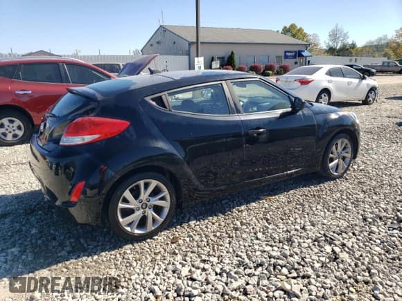 ✅ 2017 Hyundai Veloster • VIN: KMHTC6AD4HU318275 • Lot: 74269584. Wystawiony na Copart z przebiegiem 102 356 mil. Bezpłatny archiwum sprzedaży aukcyjnych z USA i szczegółowy raport historii pojazdu na DreamBid. Zdjęcie 3.