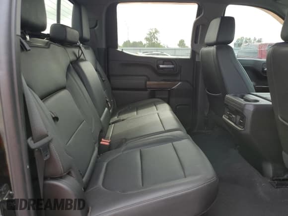 ✅ 2022 Chevrolet Silverado 1500 LT Trail Boss • VIN: 1GCPYFED3NZ156056 • Lot: 69638655. Wystawiony na Copart z przebiegiem 48 015 mil. Bezpłatny archiwum sprzedaży aukcyjnych z USA i szczegółowy raport historii pojazdu na DreamBid. Zdjęcie 10.