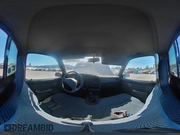 ✅ 1995 Toyota Pickup DX • VIN: 4TARN01P7SZ325940 • Lot: 72564894. Wystawiony na Copart z przebiegiem 215 120 mil. Bezpłatny archiwum sprzedaży aukcyjnych z USA i szczegółowy raport historii pojazdu na DreamBid. Zdjęcie 12.