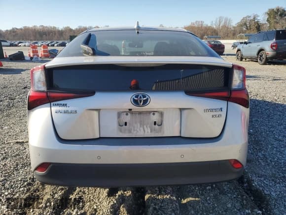 ✅ 2021 Toyota Prius LE • VIN: JTDKAMFU3M3138756 • Lot: 92063065. Wystawiony na Copart z przebiegiem 57 822 mil. Bezpłatny archiwum sprzedaży aukcyjnych z USA i szczegółowy raport historii pojazdu na DreamBid. Zdjęcie 6.