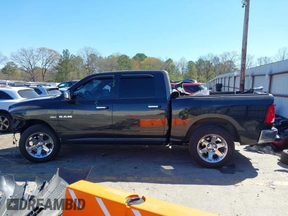 ✅ 2009 Dodge 1500 SLT • VIN: 1D3HV13T49S702086 • Lot: 41854528. Wystawiony na IAAI z przebiegiem 244 476 mil. Bezpłatny archiwum sprzedaży aukcyjnych z USA i szczegółowy raport historii pojazdu na DreamBid. Zdjęcie 14.