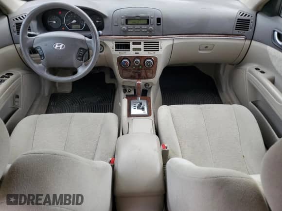 2007 Hyundai Sonata GLS с VIN 5NPET46C47H245371, выставлен на аукционе Copart как лот 70411324 с пробегом 158 978 миль миль и На запчасти • Non repairable. История ставок и продаж доступна на DreamBid. Изображение 8.