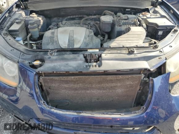 ✅ 2010 Hyundai Santa Fe Limited • VIN: 5NMSKDAG8AH375089 • Lot: 77743584. Listed on Copart with 196,265 mi. Free auction sales archive from the USA and detailed vehicle history report at DreamBid. Image 12.