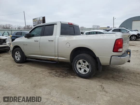 ✅ 2010 Dodge 1500 SLT • VIN: 1D7RV1GP5AS226757 • Lot: 87016694. Wystawiony na Copart z przebiegiem 269 624 mil. Bezpłatny archiwum sprzedaży aukcyjnych z USA i szczegółowy raport historii pojazdu na DreamBid. Zdjęcie 2.