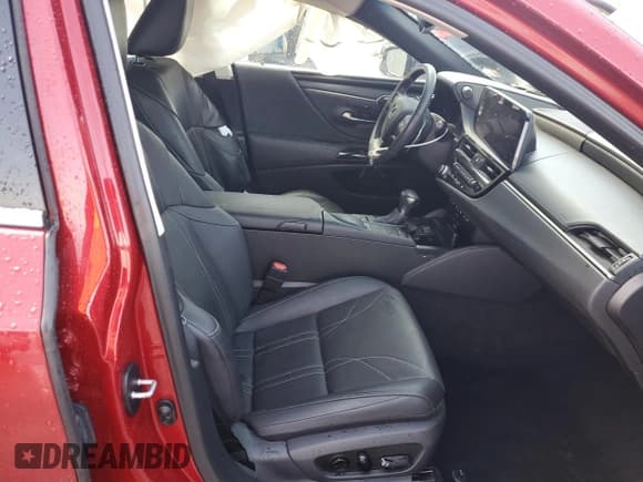 ✅ 2022 Lexus ES 350 Ultra Luxury • VIN: 58AFZ1B1XNU123577 • Lot: 57598595. Listed on Copart with 30,986 mi. Free auction sales archive from the USA and detailed vehicle history report at DreamBid. Image 7.