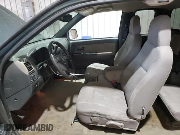 ✅ 2005 Chevrolet Colorado Z85 • VIN: 1GCDT198258156797 • Лот: 90436865. Опубликован ранее на Copart с пробегом 230 668 миль. Бесплатный доступ к архиву аукционных продаж из США и подробный отчёт об истории автомобиля на DreamBid. Изображение 7.