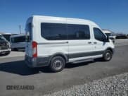 ✅ 2015 Ford Transit XL • VIN: 1FMZK1CM7FKB23096 • Lot: 71064515. Wystawiony na Copart z przebiegiem 126 217 mil. Bezpłatny archiwum sprzedaży aukcyjnych z USA i szczegółowy raport historii pojazdu na DreamBid. Zdjęcie 3.