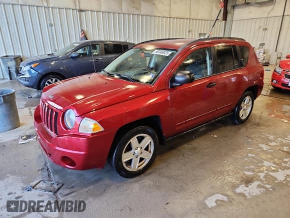 ✅ 2008 Jeep Compass Sport • VIN: 1J8FT47W28D705415 • Lot: 90346925. Listed on Copart with 129,817 mi. Free auction sales archive from the USA and detailed vehicle history report at DreamBid. Image 1.