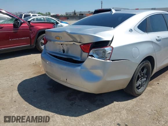 ✅ 2014 Chevrolet Impala LS • VIN: 1G11X5SL7EU108273 • Лот: 41991944. Опубликован ранее на IAAI с пробегом 142 229 миль. Бесплатный доступ к архиву аукционных продаж из США и подробный отчёт об истории автомобиля на DreamBid. Изображение 6.