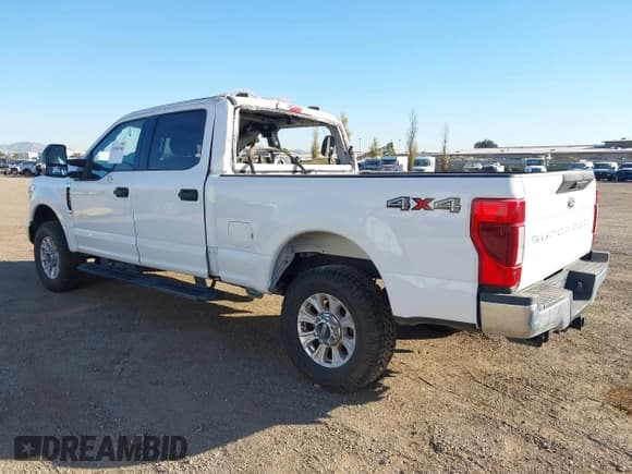 ✅ 2020 Ford F-250 XL • VIN: 1FT7W2B6XLEC22420 • Lot: 43898348. Listed on IAAI with 69,185 mi. Free auction sales archive from the USA and detailed vehicle history report at DreamBid. Image 3.
