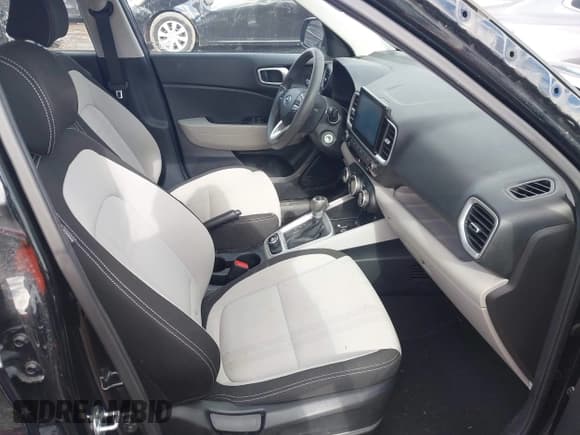 ✅ 2020 Hyundai Venue SEL • VIN: KMHRC8A30LU017895 • Лот: 41728376. Опубликован ранее на IAAI с пробегом 41 770 миль. Бесплатный доступ к архиву аукционных продаж из США и подробный отчёт об истории автомобиля на DreamBid. Изображение 5.