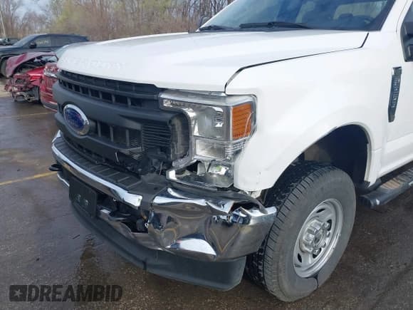 ✅ 2020 Ford F-250 XL • VIN: 1FT7X2BN7LED84767 • Lot: 41833141. Listed on IAAI with 39,851 mi. Free auction sales archive from the USA and detailed vehicle history report at DreamBid. Image 6.