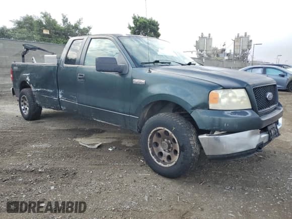 ✅ 2005 Ford F-150 XLT • VIN: 1FTVX14505NB51931 • Lot: 81612795. Listed on Copart with 202,652 mi. Free auction sales archive from the USA and detailed vehicle history report at DreamBid. Image 4.