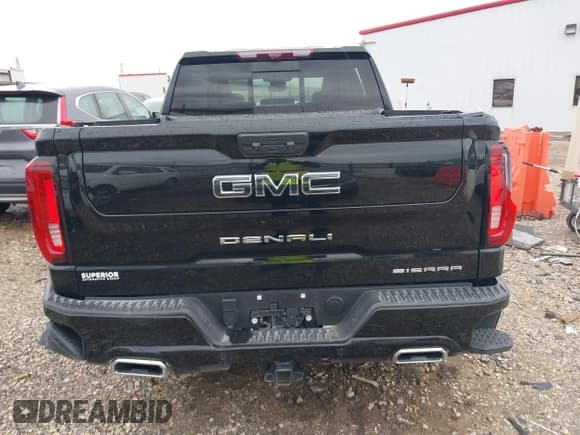 ✅ 2023 GMC Sierra 1500 Denali Ultimate • VIN: 1GTUUHEL3PZ268036 • Лот: 41933675. Опубликован ранее на IAAI с пробегом 17 509 миль. Бесплатный доступ к архиву аукционных продаж из США и подробный отчёт об истории автомобиля на DreamBid. Изображение 17.