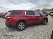 ✅ 2018 Chevrolet Traverse LT • VIN: 1GNEVHKW8JJ173016 • Lot: 82575325. Wystawiony na Copart z przebiegiem 150 228 mil. Bezpłatny archiwum sprzedaży aukcyjnych z USA i szczegółowy raport historii pojazdu na DreamBid. Zdjęcie 3.