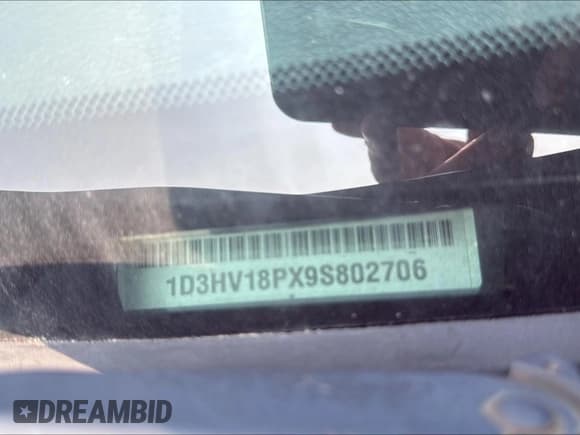 ✅ 2009 Dodge 1500 TRX • VIN: 1D3HV18PX9S802706 • Lot: 59725695. Wystawiony na Copart z przebiegiem 203 491 mil. Bezpłatny archiwum sprzedaży aukcyjnych z USA i szczegółowy raport historii pojazdu na DreamBid. Zdjęcie 12.