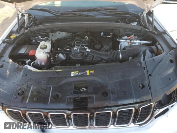 ✅ 2021 Jeep Grand Cherokee Limited • VIN: 1C4RJKBG9M8206743 • Lot: 87380075. Listed on Copart with 39,566 mi. Free auction sales archive from the USA and detailed vehicle history report at DreamBid. Image 12.