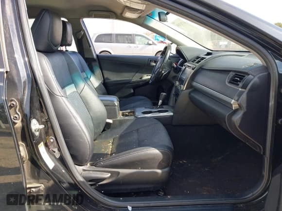 ✅ 2014 Toyota Camry L • VIN: 4T1BF1FK7EU818990 • Lot: 43703938. Listed on IAAI with 188,607 mi. Free auction sales archive from the USA and detailed vehicle history report at DreamBid. Image 5.