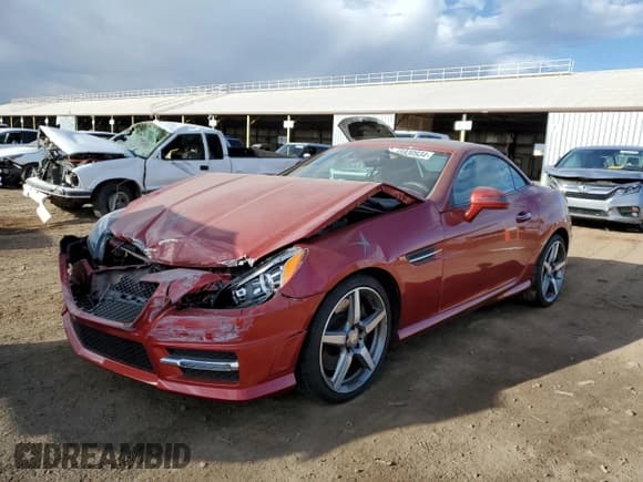 ✅ 2015 Mercedes-Benz SLK 250 • VIN: WDDPK4HA4FF104659 • Lot: 45930934. Listed on Copart with 23,641 mi. Free auction sales archive from the USA and detailed vehicle history report at DreamBid. Image 1.