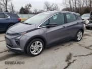 ✅ 2023 Chevrolet Bolt EV 1LT • VIN: 1G1FW6S05P4206841 • Lot: 43415535. Wystawiony na Copart z przebiegiem 10 471 mil. Bezpłatny archiwum sprzedaży aukcyjnych z USA i szczegółowy raport historii pojazdu na DreamBid. Zdjęcie 1.