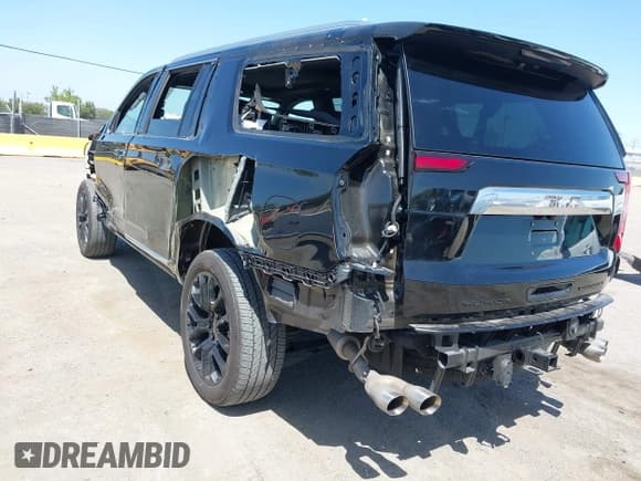 ✅ 2023 GMC Yukon XL Denali • VIN: 1GKS2JKL0PR242832 • Lot: 42053902. Listed on IAAI with 29,256 mi. Free auction sales archive from the USA and detailed vehicle history report at DreamBid. Image 3.