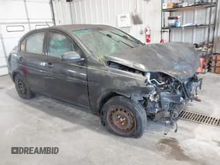 ✅ 2010 Hyundai Accent GLS • VIN: KMHCN4AC1AU467738 • Lot: 43339617. Wystawiony na IAAI z przebiegiem Nie podano. Bezpłatny archiwum sprzedaży aukcyjnych z USA i szczegółowy raport historii pojazdu na DreamBid. Zdjęcie 1.