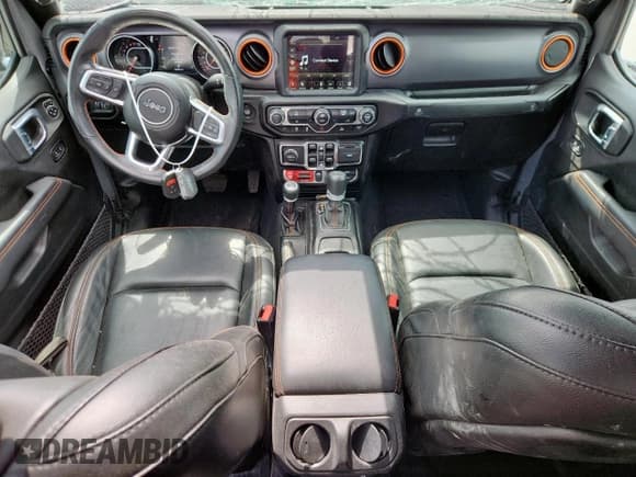 ✅ 2021 Jeep Gladiator Mojave • VIN: 1C6JJTEGXML597632 • Lot: 63629965. Listed on Copart with 41,095 mi. Free auction sales archive from the USA and detailed vehicle history report at DreamBid. Image 8.