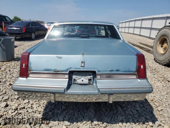 ✅ 1987 Oldsmobile Cutlass Supreme • VIN: 1G3GM11YXHP306347 • Lot: 66861025. Wystawiony na Copart z przebiegiem 50 957 mil. Bezpłatny archiwum sprzedaży aukcyjnych z USA i szczegółowy raport historii pojazdu na DreamBid. Zdjęcie 6.