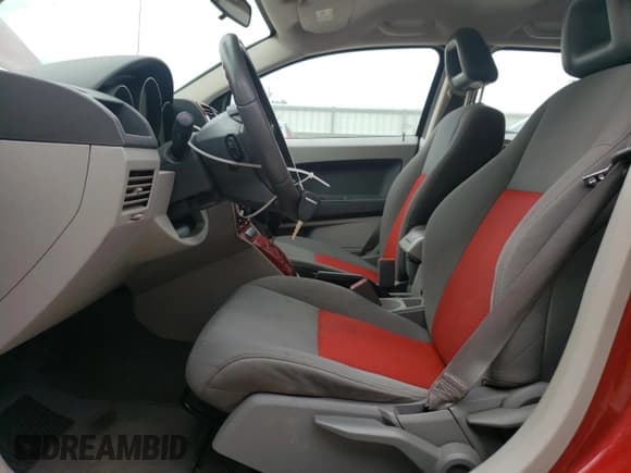 ✅ 2007 Dodge Caliber SXT • VIN: 1B3HB48B37D307130 • Лот: 57293244. Опубликован ранее на Copart с пробегом 155 074 миль. Бесплатный доступ к архиву аукционных продаж из США и подробный отчёт об истории автомобиля на DreamBid. Изображение 7.