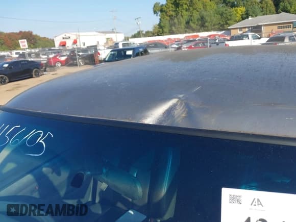 ✅ 2003 Chevrolet Silverado 2500HD LS • VIN: 1GCHC29113E232275 • Лот: 43456105. Опубликован ранее на IAAI с пробегом Не указан. Бесплатный доступ к архиву аукционных продаж из США и подробный отчёт об истории автомобиля на DreamBid. Изображение 12.