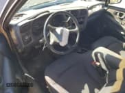 ✅ 2003 Chevrolet S-10 LS • VIN: 1GCCS19X038106564 • Лот: 46473045. Опубликован ранее на Copart с пробегом 159 955 миль. Бесплатный доступ к архиву аукционных продаж из США и подробный отчёт об истории автомобиля на DreamBid. Изображение 8.