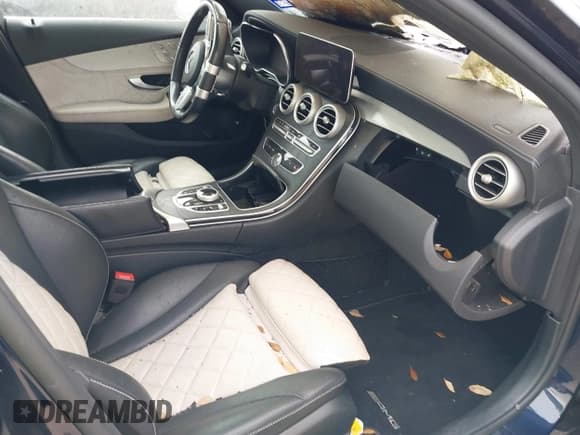 ✅ 2020 Mercedes-Benz C 43 AMG • VIN: W1KWF6EB9LR600429 • Lot: 38855677. Wystawiony na IAAI z przebiegiem Nie podano. Bezpłatny archiwum sprzedaży aukcyjnych z USA i szczegółowy raport historii pojazdu na DreamBid. Zdjęcie 5.