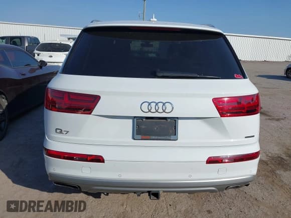 ✅ 2019 Audi Q7 Premium Plus • VIN: WA1LHAF77KD044020 • Лот: 40538774. Опубликован ранее на IAAI с пробегом 72 369 миль. Бесплатный доступ к архиву аукционных продаж из США и подробный отчёт об истории автомобиля на DreamBid. Изображение 16.