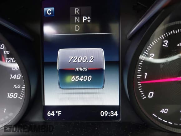 ✅ 2017 Mercedes-Benz C 300 • VIN: 55SWF4KB8HU221565 • Lot: 43473177. Wystawiony na IAAI z przebiegiem 65 400 mil. Bezpłatny archiwum sprzedaży aukcyjnych z USA i szczegółowy raport historii pojazdu na DreamBid. Zdjęcie 16.