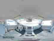 2018 Chevrolet Suburban LS с VIN 1GNSCGKC9JR153299, выставлен на аукционе Copart как лот 84071755 с пробегом 174 503 миль миль и Списание • Salvage title. История ставок и продаж доступна на DreamBid. Изображение 15.