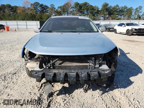 ✅ 2010 Mercury Milan Hybrid • VIN: 3MEDM0L36AR609685 • Lot: 93565065. Listed on Copart with 167,828 mi. Free auction sales archive from the USA and detailed vehicle history report at DreamBid. Image 5.