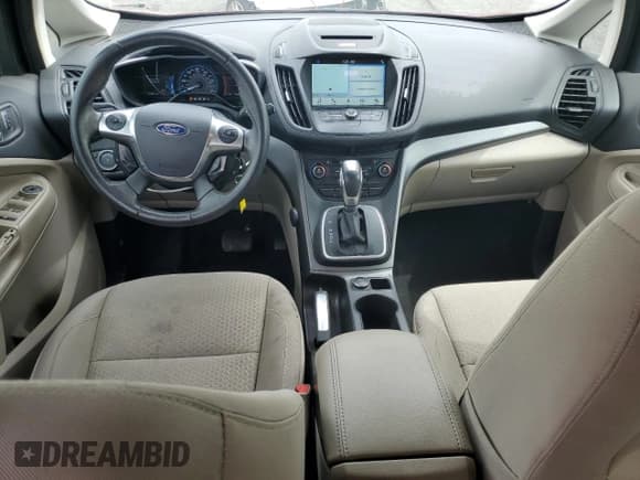 ✅ 2017 Ford C-Max SE • VIN: 1FADP5EU3HL115911 • Lot: 84222655. Wystawiony na Copart z przebiegiem 112 458 mil. Bezpłatny archiwum sprzedaży aukcyjnych z USA i szczegółowy raport historii pojazdu na DreamBid. Zdjęcie 8.