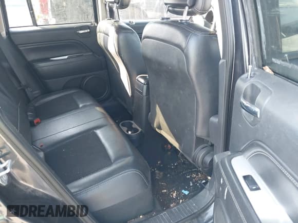 ✅ 2015 Jeep Compass High Altitude • VIN: 1C4NJDEBXFD217092 • Lot: 43237256. Listed on IAAI with 161,684 mi. Free auction sales archive from the USA and detailed vehicle history report at DreamBid. Image 8.