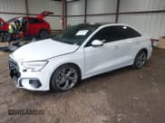 ✅ 2022 Audi A3 Premium Plus • VIN: WAUBUDGY9NA024294 • Lot: 43574340. Wystawiony na IAAI z przebiegiem 47 500 mil. Bezpłatny archiwum sprzedaży aukcyjnych z USA i szczegółowy raport historii pojazdu na DreamBid. Zdjęcie 17.
