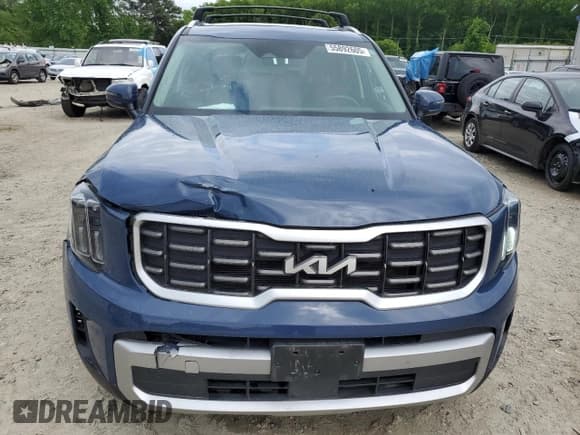 ✅ 2023 Kia Telluride S • VIN: 5XYP6DGC0PG353346 • Lot: 55892605. Listed on Copart with 50,604 mi. Free auction sales archive from the USA and detailed vehicle history report at DreamBid. Image 5.