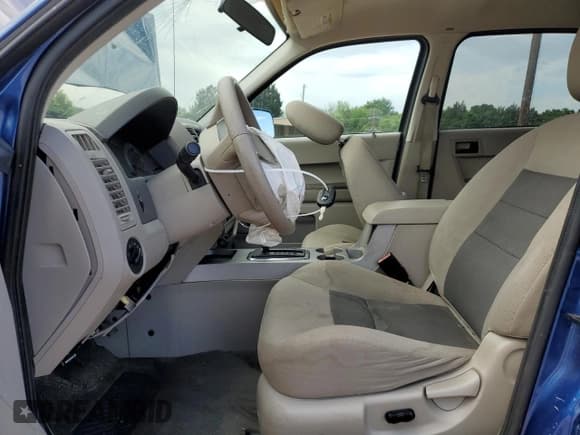 ✅ 2008 Ford Escape XLT • VIN: 1FMCU93188KA64423 • Lot: 56181395. Listed on Copart with 163,020 mi. Free auction sales archive from the USA and detailed vehicle history report at DreamBid. Image 7.