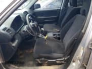 ✅ 2005 Honda CR-V EX • VIN: JHLRD77885C015533 • Lot: 70114805. Wystawiony na Copart z przebiegiem 184 058 mil. Bezpłatny archiwum sprzedaży aukcyjnych z USA i szczegółowy raport historii pojazdu na DreamBid. Zdjęcie 7.