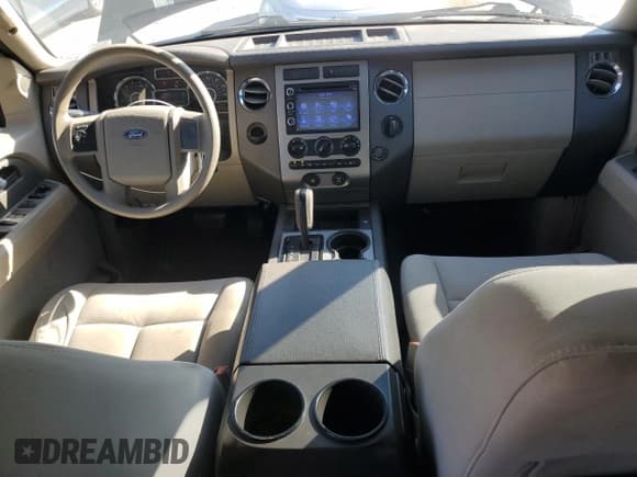 ✅ 2007 Ford Expedition XLT • VIN: 1FMFU155X7LA35299 • Lot: 81145095. Listed on Copart with 213,917 mi. Free auction sales archive from the USA and detailed vehicle history report at DreamBid. Image 8.