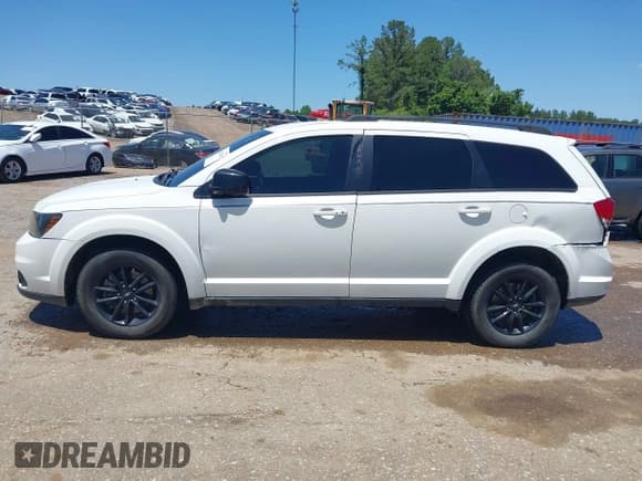 ✅ 2019 Dodge Journey SE • VIN: 3C4PDCBB4KT862579 • Lot: 42322039. Wystawiony na IAAI z przebiegiem 121 672 mil. Bezpłatny archiwum sprzedaży aukcyjnych z USA i szczegółowy raport historii pojazdu na DreamBid. Zdjęcie 14.