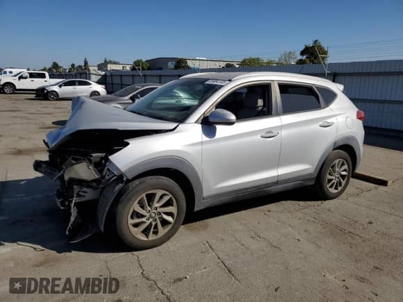 2016 Hyundai Tucson SE with VIN KM8J33A4XGU105738, listed as a Copart auction lot 85884105 with 111,458 mi miles and Salvage title. Bid and sale history available at DreamBid. Image 1.