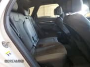 ✅ 2022 Audi SQ5 Premium Plus • VIN: WA1B4AFY6N2125641 • Lot: 46982675. Wystawiony na Copart z przebiegiem 40 346 mil. Bezpłatny archiwum sprzedaży aukcyjnych z USA i szczegółowy raport historii pojazdu na DreamBid. Zdjęcie 10.