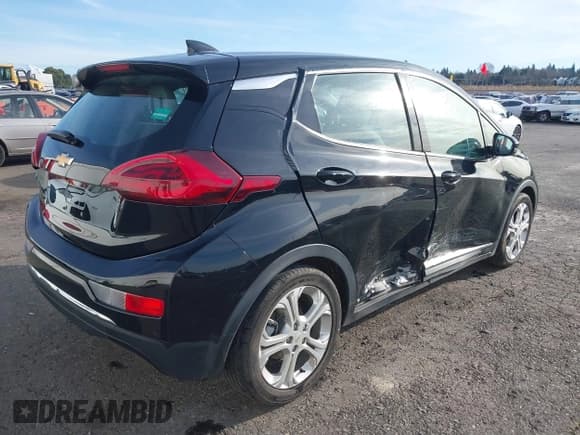 ✅ 2017 Chevrolet Bolt EV LT • VIN: 1G1FW6S01H4190638 • Lot: 41337938. Wystawiony na IAAI z przebiegiem 33 146 mil. Bezpłatny archiwum sprzedaży aukcyjnych z USA i szczegółowy raport historii pojazdu na DreamBid. Zdjęcie 4.