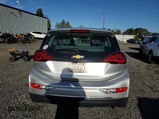 ✅ 2017 Chevrolet Bolt EV Premier • VIN: 1G1FX6S05H4166727 • Лот: 73258024. Опубликован ранее на Copart с пробегом 97 965 миль. Бесплатный доступ к архиву аукционных продаж из США и подробный отчёт об истории автомобиля на DreamBid. Изображение 6.
