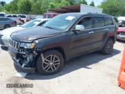 ✅ 2017 Jeep Grand Cherokee Limited • VIN: 1C4RJEBG5HC685599 • Lot: 42505435. Wystawiony na IAAI z przebiegiem 269 496 mil. Bezpłatny archiwum sprzedaży aukcyjnych z USA i szczegółowy raport historii pojazdu na DreamBid. Zdjęcie 17.